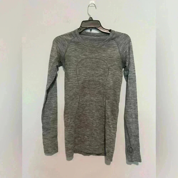 Lululemon Swiftly Shirt Womens 4 Gray Long Sleeve Thumb Holes Crew Neck - Picture 1 of 3